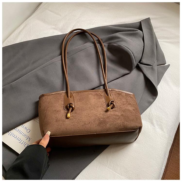 

Textured large-capacity bag women s 2025 new summer retro commuter shoulder underarm bag soft leather tote bag women