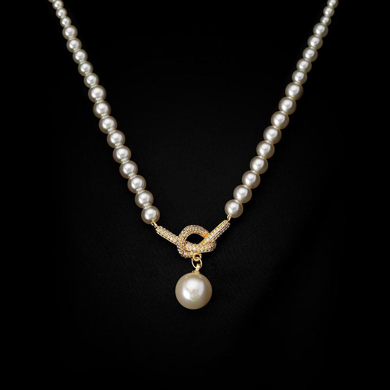Female Niche Summer Light Luxury Necklace Micro inlaid knotting