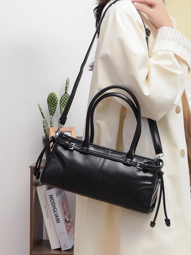 Autumn 2025 Retro High-End French Tote Bag with Large Capacity