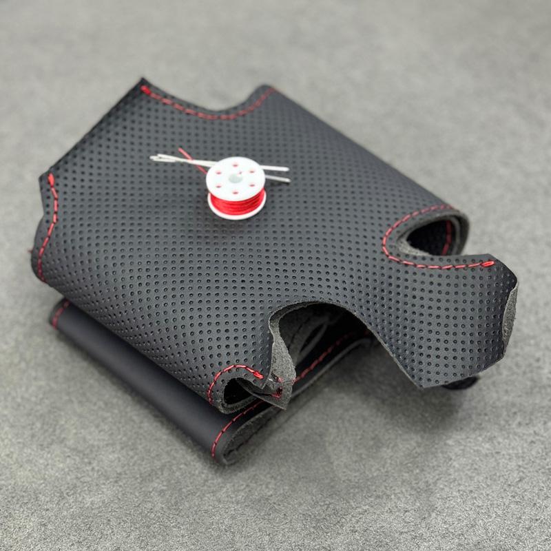 For Infiniti QX56 QX80 Hand-stitched non-slip black  Leather Car Steering Wheel Cover Red Line Style