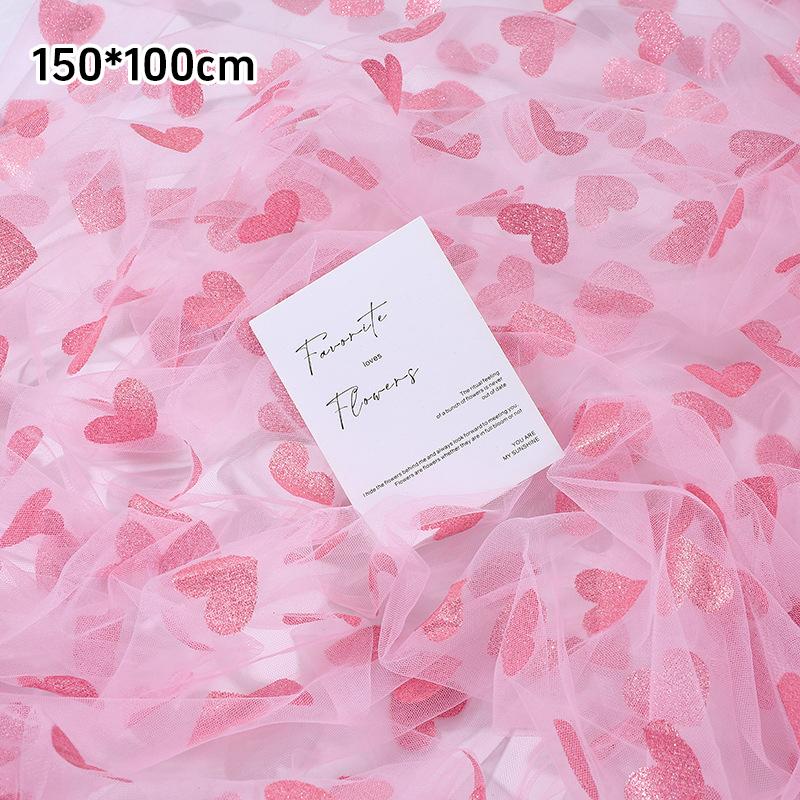 Red Heart-Shaped Mesh Table Runner Romantic Heart Design Wedding Table Decor Transparent Heart Pattern Valentine's Day Party
