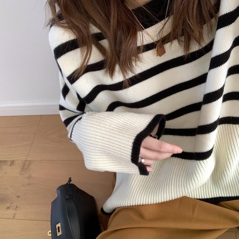 Korean Fashion Striped Knitted Pullover Sweater Women Autumn and Winter New Casual Simple Retro Loose Outside Wearing Long Sleeve Loose Crew Neck Tops