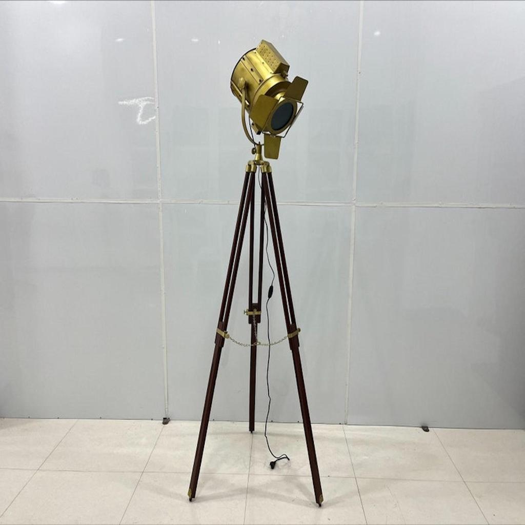 Spot-Scheinwerfer Klappe Antikmessing Stehleuchte Studio-Spot-Scheinwerfer Für Zuhause Büro Raum Dekorativ