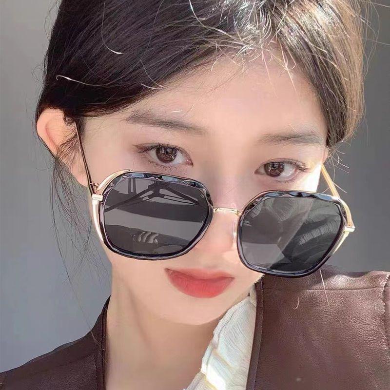 Buy New sunglasses Korean version of the net red polarized sunglasses ladies tide large frame