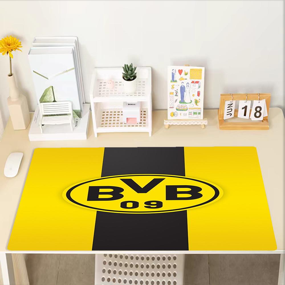Borussia Dortmund Thema Mauspads, Rutschfeste Gummiunterseite, Multifunktionales Büro- & Wohnaccessoire, Perfekt zur Personalisierung des Arbeitsplatzes.