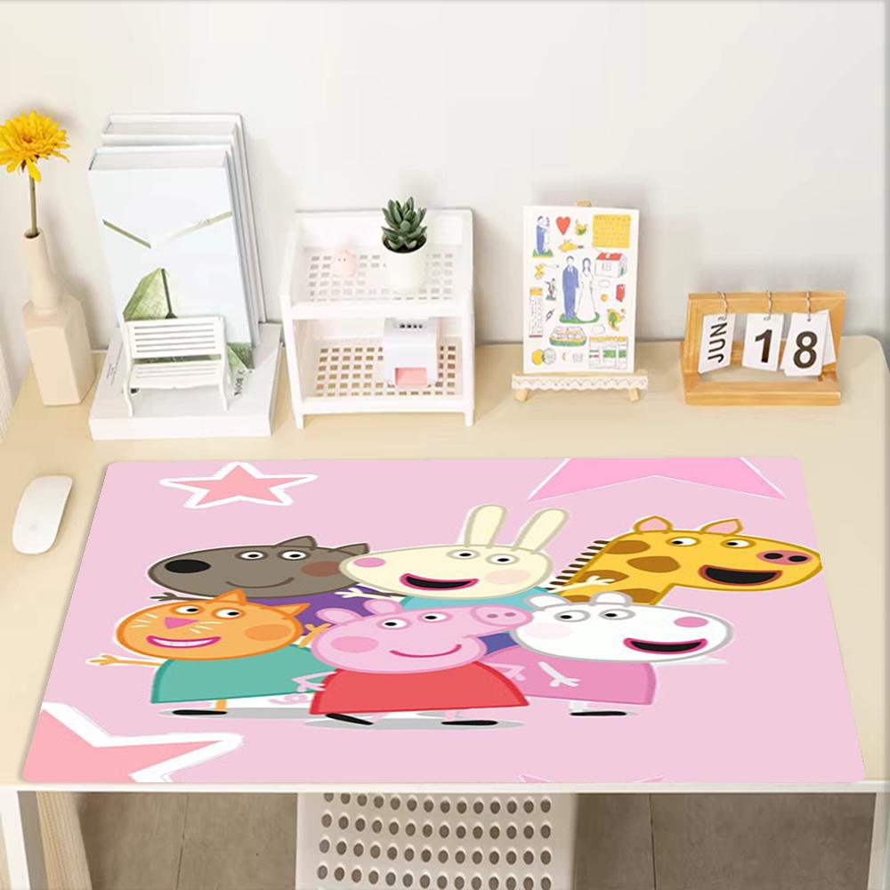 Peppa Pig Theme Mouse Pad, Non Slip Rubber Base, Multifunctional Office & Home Decor, Perfect for Workspace Personalization.