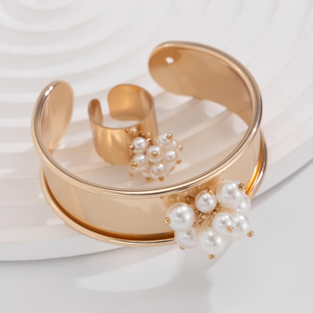 SHIXIN 2Pcs/Set Trendy Smooth Circle Chunky Open Ring Bangles Women Charm Imitation Pearl Cuff Bracelet Luxury Designer Jewelry