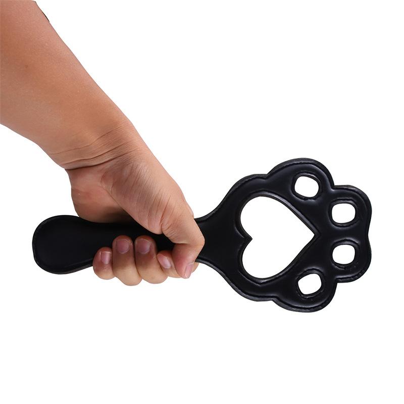 Bdsm Sex Game Cat Claw Shape Hollow Leather Whip Erotic Sexy Clap Spanking Paddle Adult Flirt Sex Toys For Women Fetish