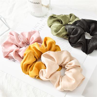 1 Stück Mode Einfarbig Satin Haarseil Haargummis für Mädchen Frauen Elastische Haarbänder Scrunchie Süße Haaraccessoires Pferdeschwanzhalter