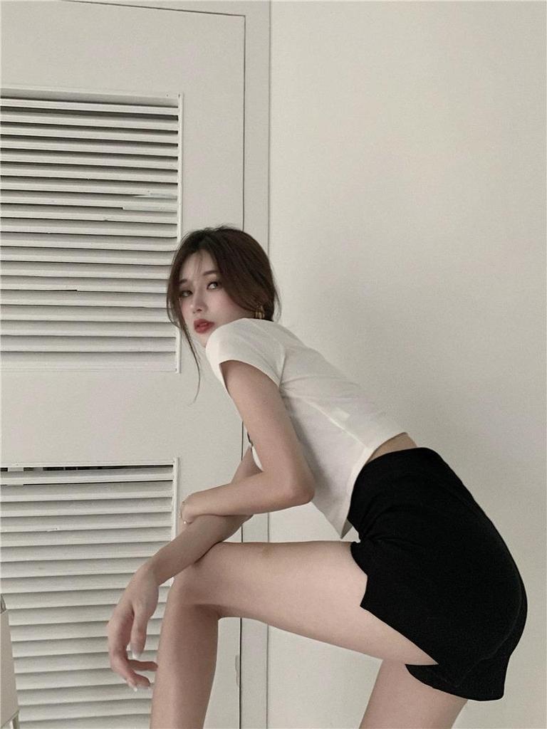 Lisa-Style Hip-Hop Jazz Black Slimming Shorts - Spicy Tight Hip-Hugging Elastic Hot Pants