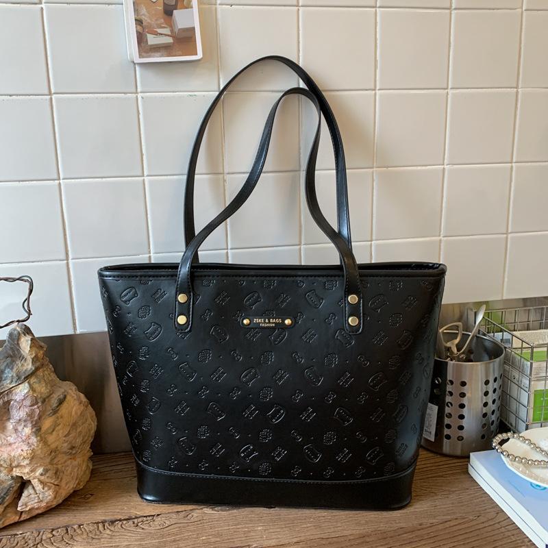 Korean version of simple casual large-capacity bag women's 2025 autumn and winter fashion versatile tote bag commuting to work shoulder bag