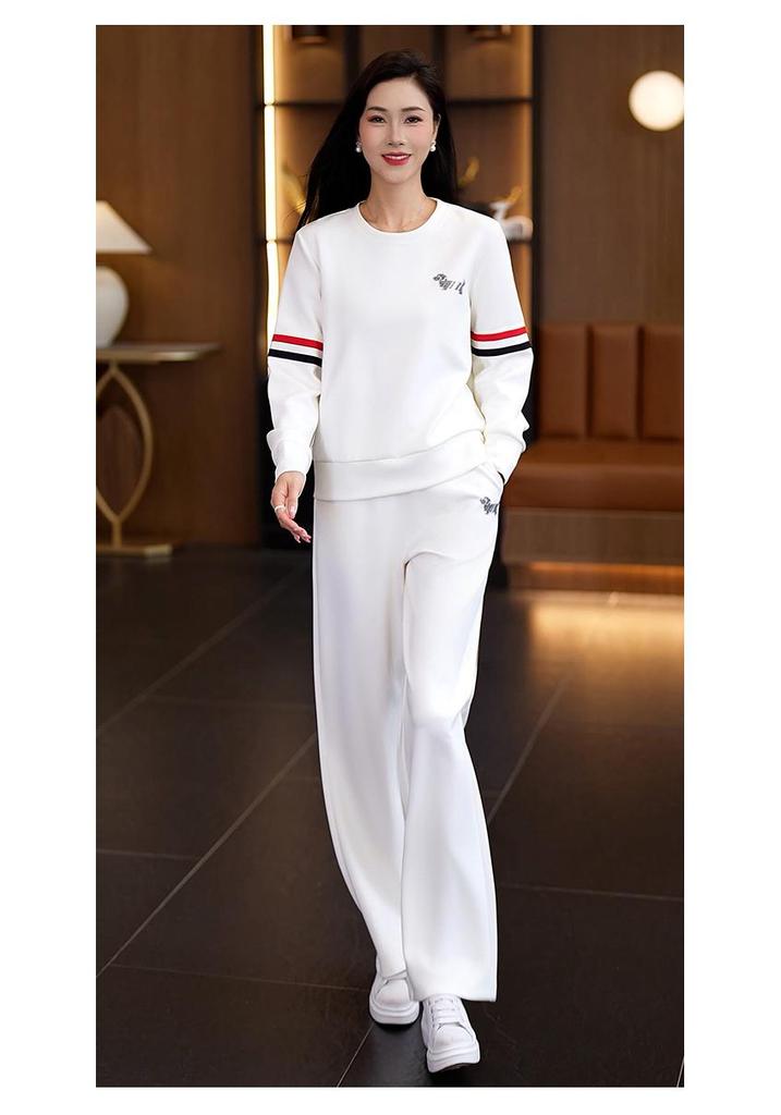 Women's Spring-Autumn 2026 Fashion: Loose Round Neck Hoodie and Casual Running Suit Set
