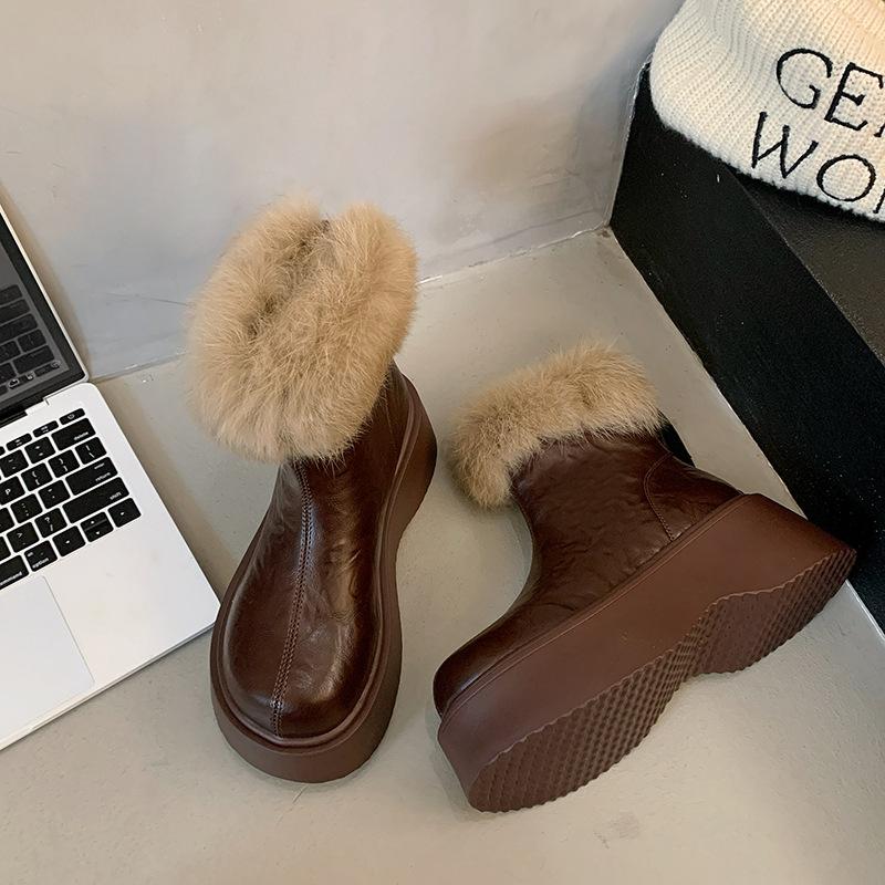 Northeast fur integrated snow boots women's winter 2025 new non-slip warm piled thick-soled large cotton shoes