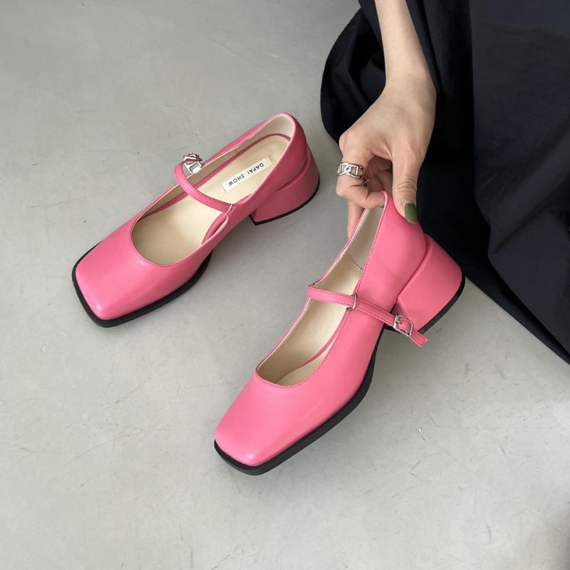 Marke Damen Absatzschuhe Mode Eckige Zehenpartie Damen Mary Jane Schuhe Weiche Sohle Ballerinas Luxus Flache Schnalle Damen Sandalen 2025