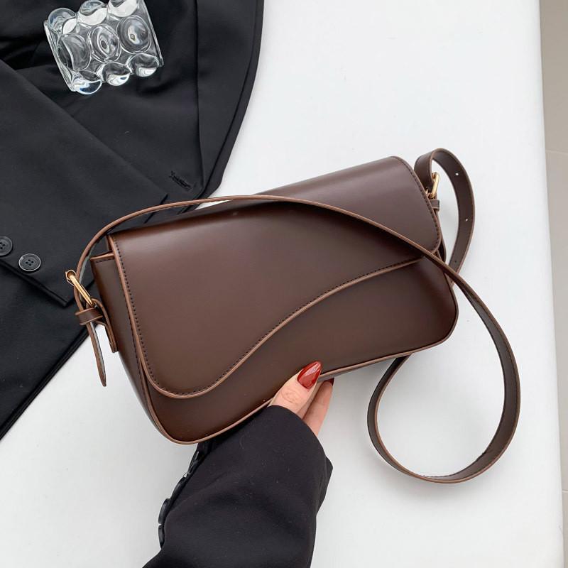 

Elegant Women s Vintage Small Square Crossbody Bag With Unique Stitch Design In Multiple Colors кавовий