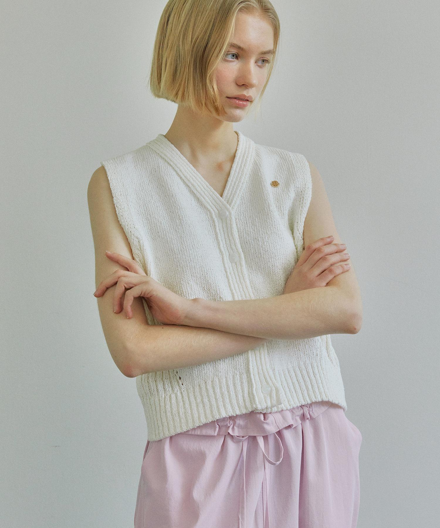 Ihr Button Knit Vest / White
