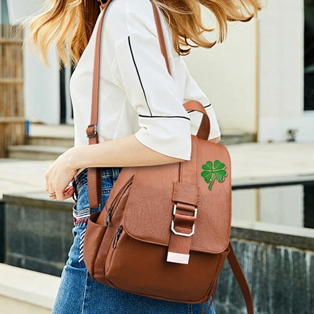Cute Cartoon Leaf Lapel Pin Accessory Distinctive Leaf Shaped Brooch Pin Delicate Collar Pin for Fashion Enthusiasts