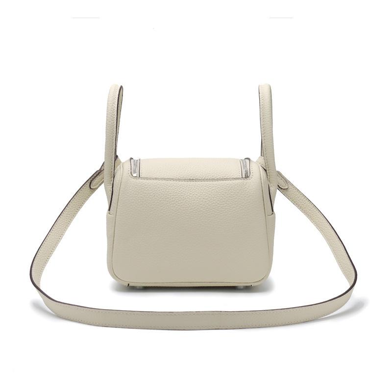 New First-layer Cowhide Lindy Bag, Genuine Leather Shoulder Messenger Bag, Fashionable Doctor Bag, Mini Bag, Silver Buckle, Silver.