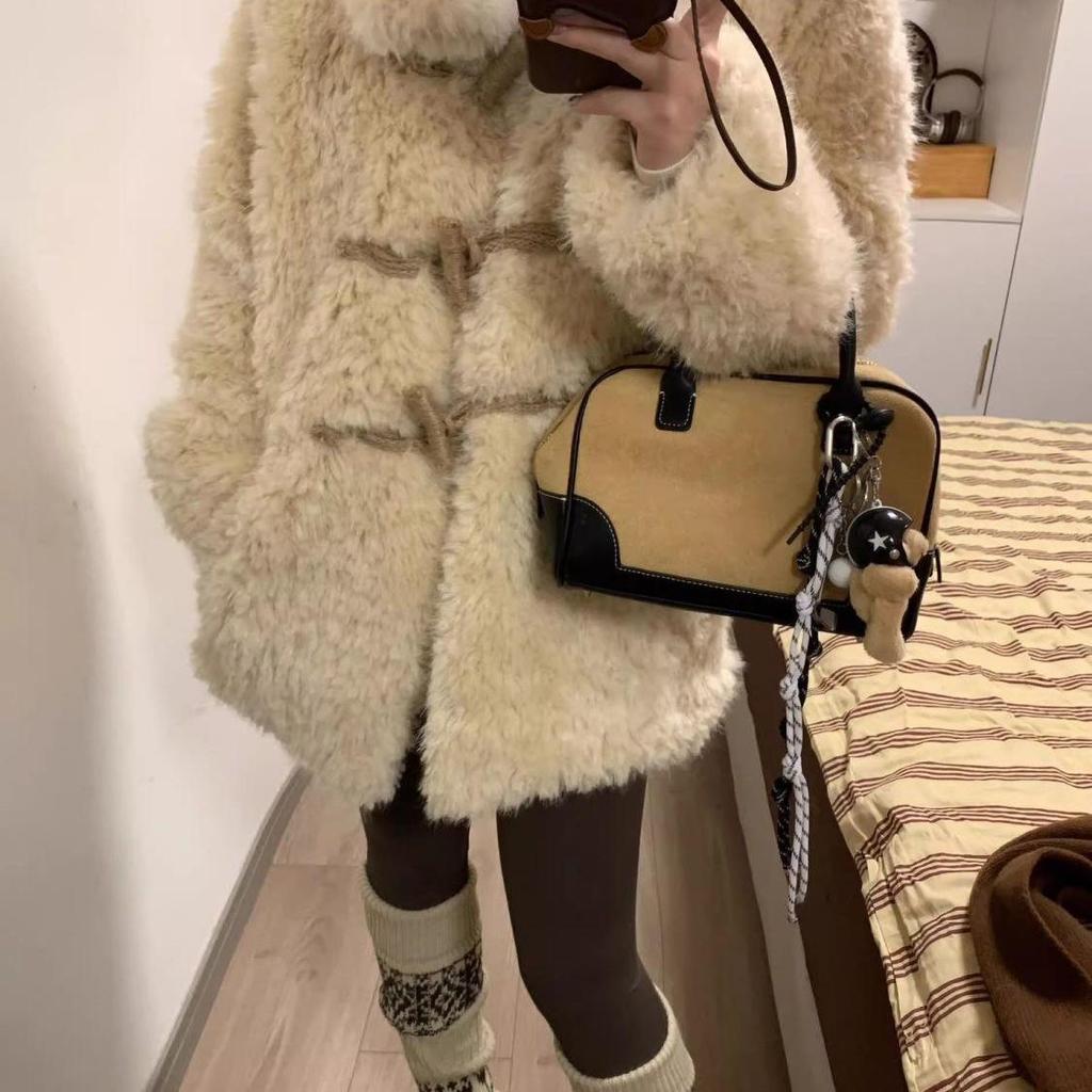 Women's Eco-friendly Horn Button Lambswool Coat - Mid-length, Thickened Fur, 2025 Autumn/Winter Style