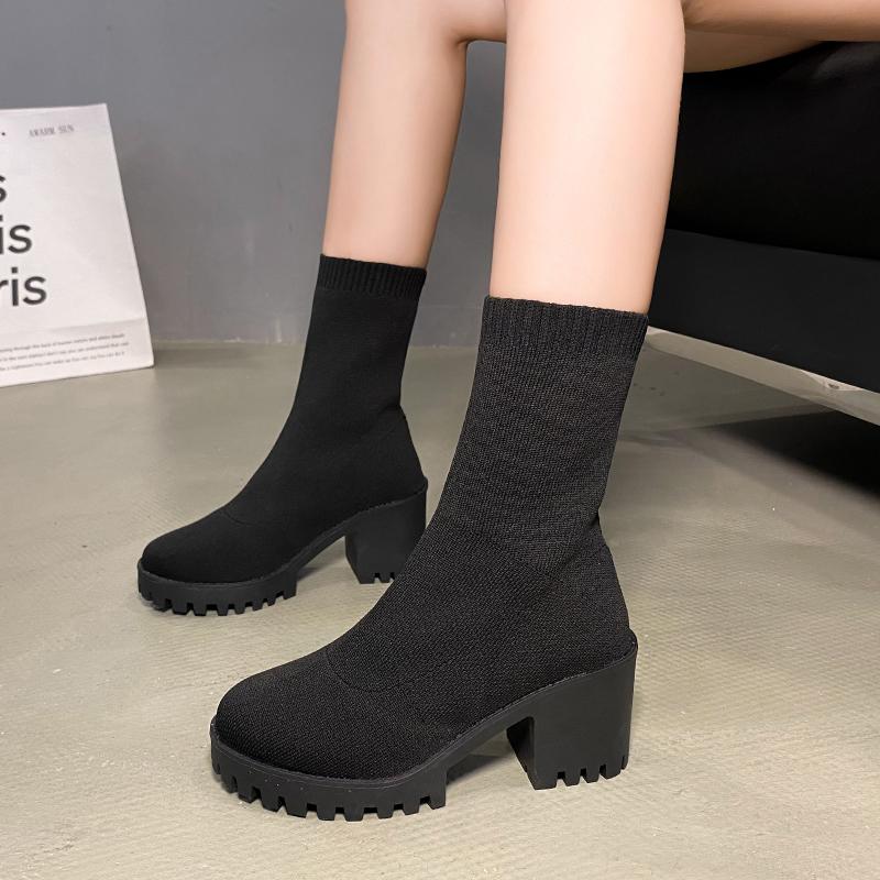Spring And Autumn Short Boots Women'S Elastic Black Boots Fashion Round Toe Sexy Elegant Knitted Women'S Socks Boots