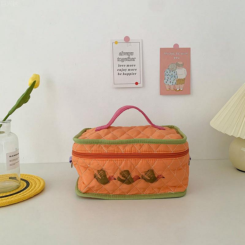 Trendy Children Lunch Bag With 5l Capacity Durable Canvas And Modern Cool Style Orange