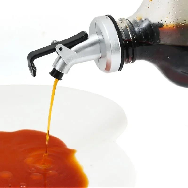 1-10pcs Oil Bottle Stopper Rubber Lock Plug Seal Leak-proof Food Grade Plastic Nozzle Sprayer Wine Vinegar Spouts Kitchen Tools 5