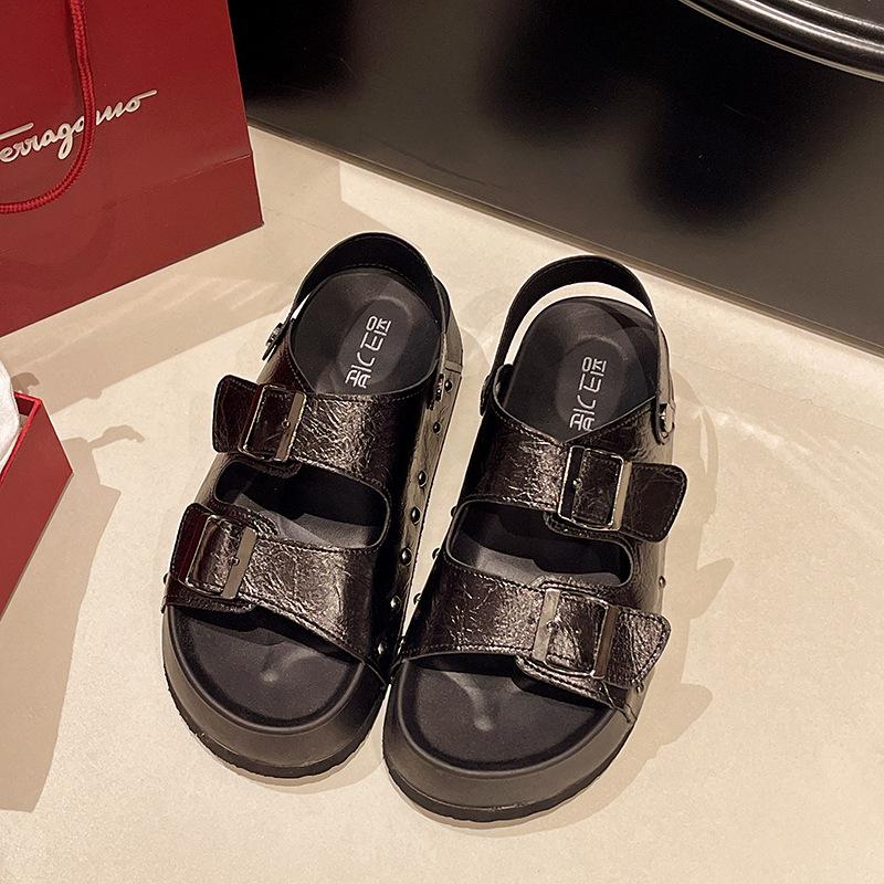 

Women s summer new thick-soled premium sandals retro soft-soled maternity beach shoes 35