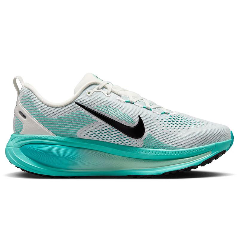 Nike Men's Vomero 18 Running Shoes