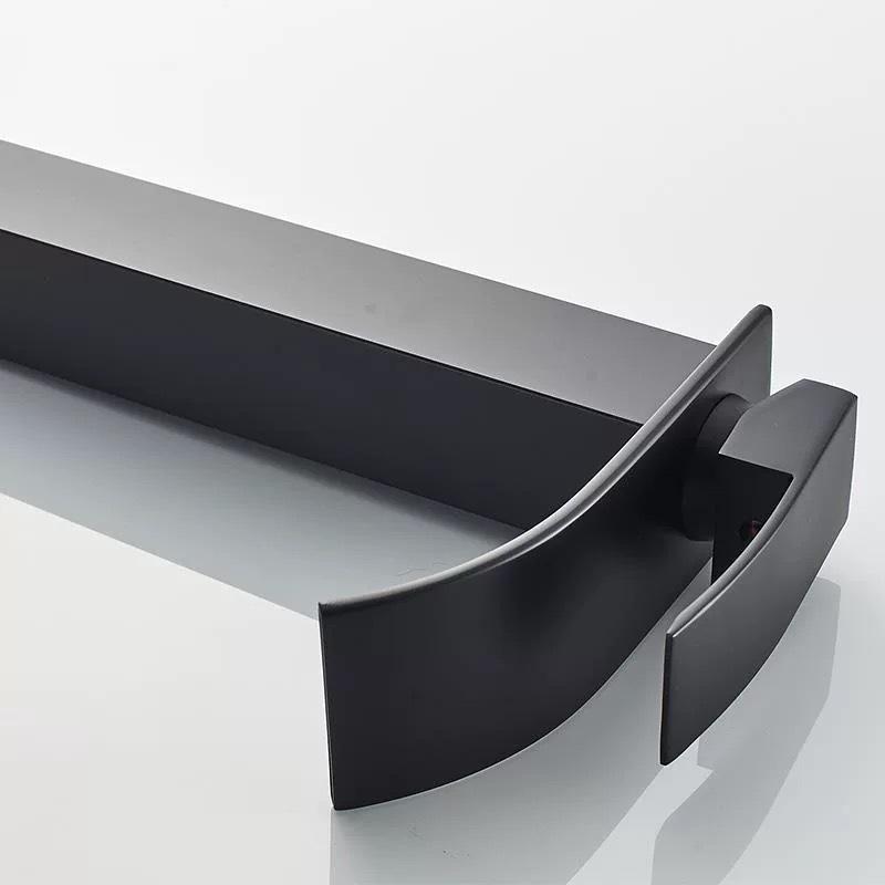 Matte Black Basin Faucet Deck Mounted Single Lever Bathroom Crane Waterfall Brass Bathroom Tap Hot and Cold Water Mixer Taps