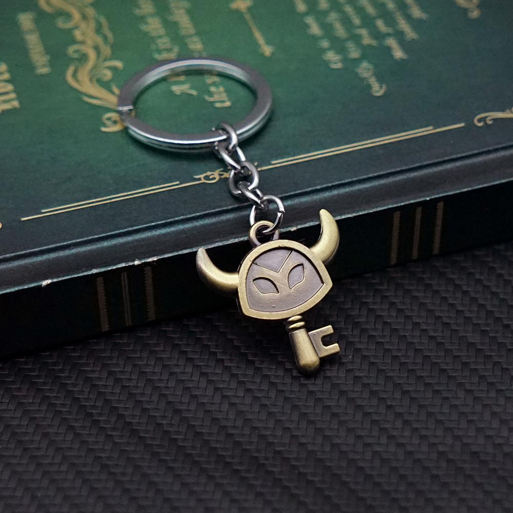 Tears of The Kingdom Keychain Breath of the Wild Key Chain Keychains for Men Game Accessories Car Key Ring Pendant llaveros
