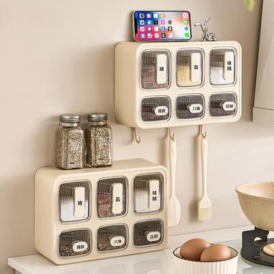 Pomůcky pro práci s bylinkami a kořením