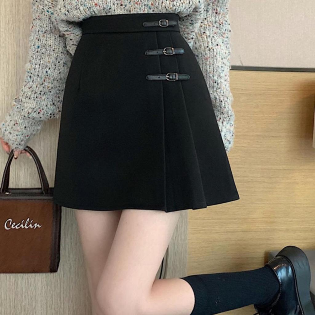 Winter 2025 Black Wool-Blend Pleated A-Line High-Waisted Short Skirt for Women (Petite)