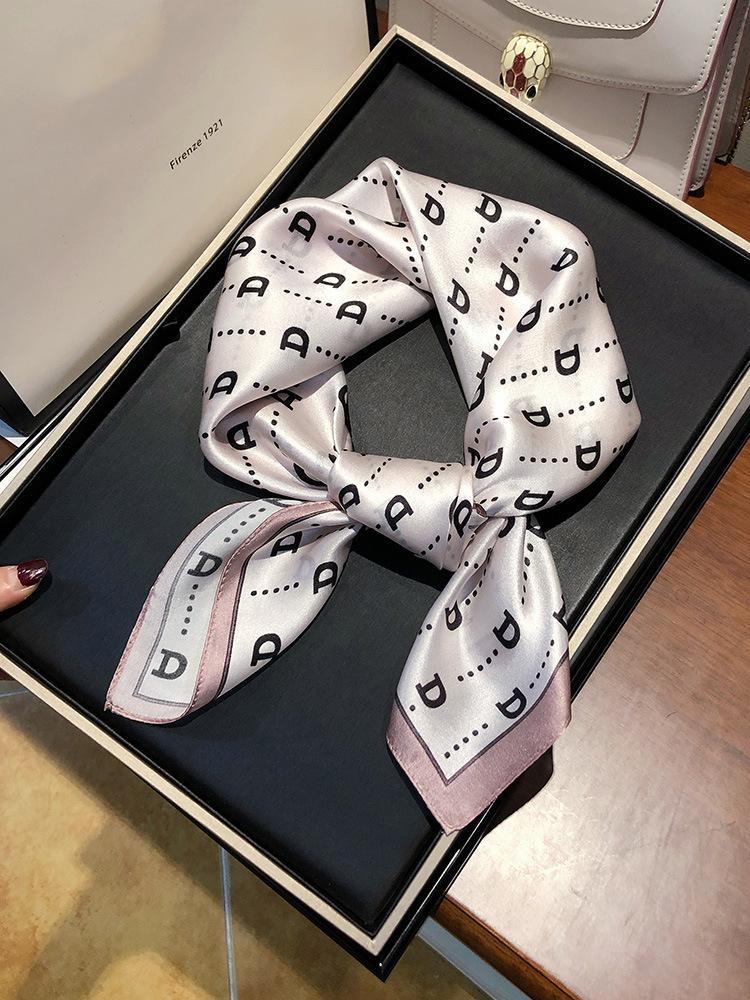 53*53cm Moteskjerf dame simulert silke firkantskjerf pannebånd