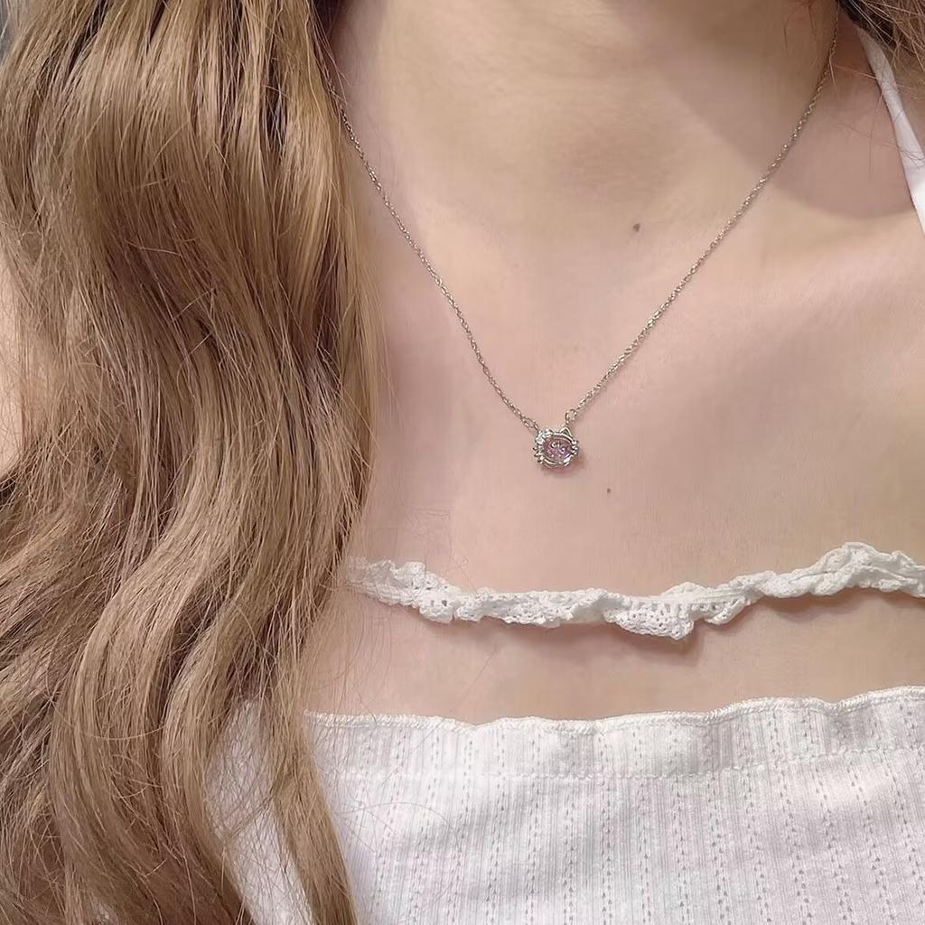 KT cat pink diamond necklace women's light luxury sweet cute niche versatile high-end sense new collarbone chain