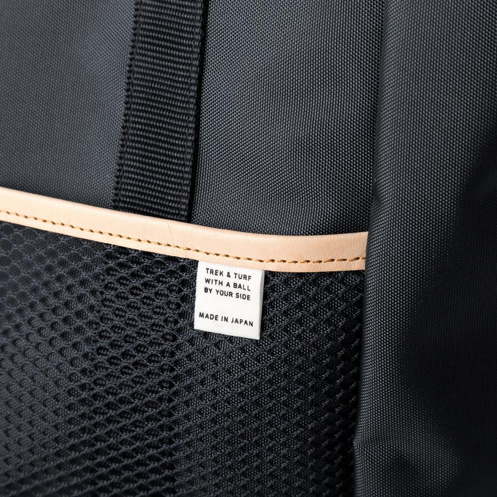 SHIELDS Foot Golf Bag TREK TURF Tote Bag Black & 17-M-B01-01