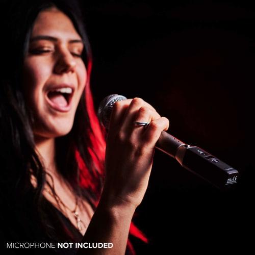 BOSS WL-30XLR Wireless System: Easy Setup, Wirelessly Transforms Dynamic Microphones, Up To 70m Transmission Range, 4 Channels, Ideal for Live Perform