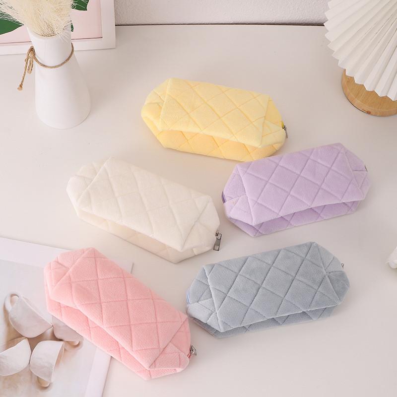 Fashion Plush Travel Cosmetic Bag With Compact Design For Women And Men