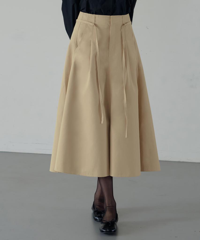 Deuloupisumeon One-Tuck Cotton Flare Skirt [Black]