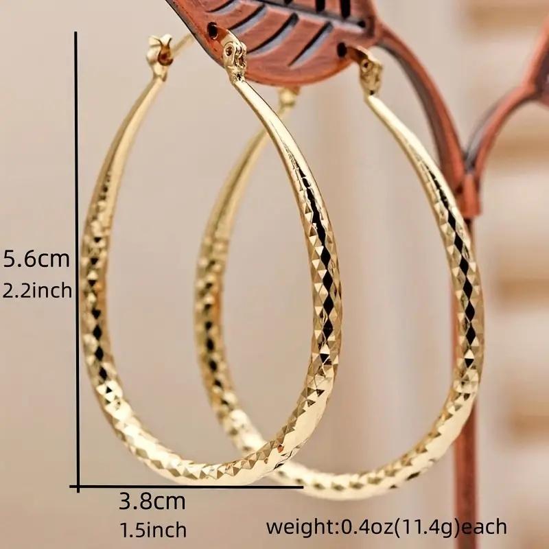 Able Oval Gold And Silver Large Hoop Earrings Are Suitable For Women To Wear As Gifts At Banquets Or Festivals
