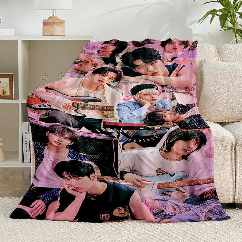 1PC K-pop Group Stray Flannel Blanket Gift, Suitable for Both Men And Women, Soft Ideal for Beds And Sofa, Birthday Or Christmas Gift