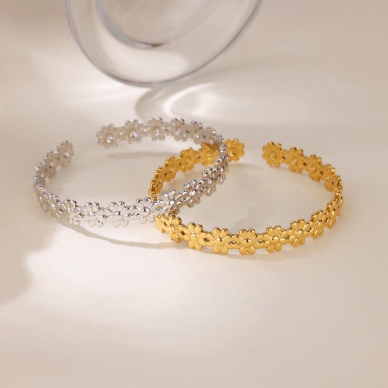 Fashion Daisy Flower Stainless Steel Bracelet Women's Open Bracelet K Gold Plated Jewelry
