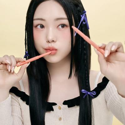 [Sunwoo Pick] Two Edit By Luna Smudging Lip & Cheek Multi Stick (01 Mellow Salmon)