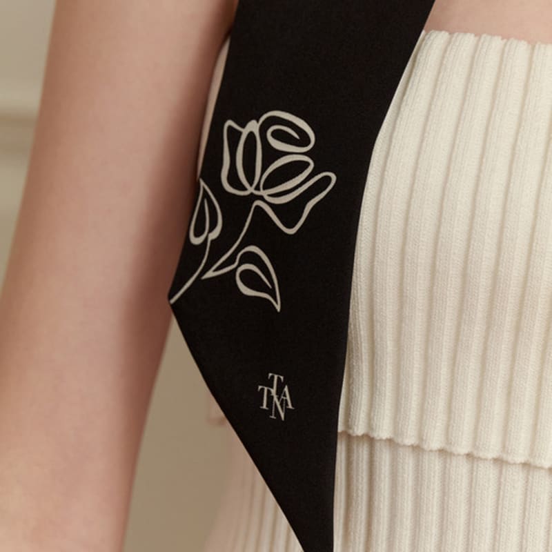 TATIANA Rose Garden Twilly Silk Scarf SF2906