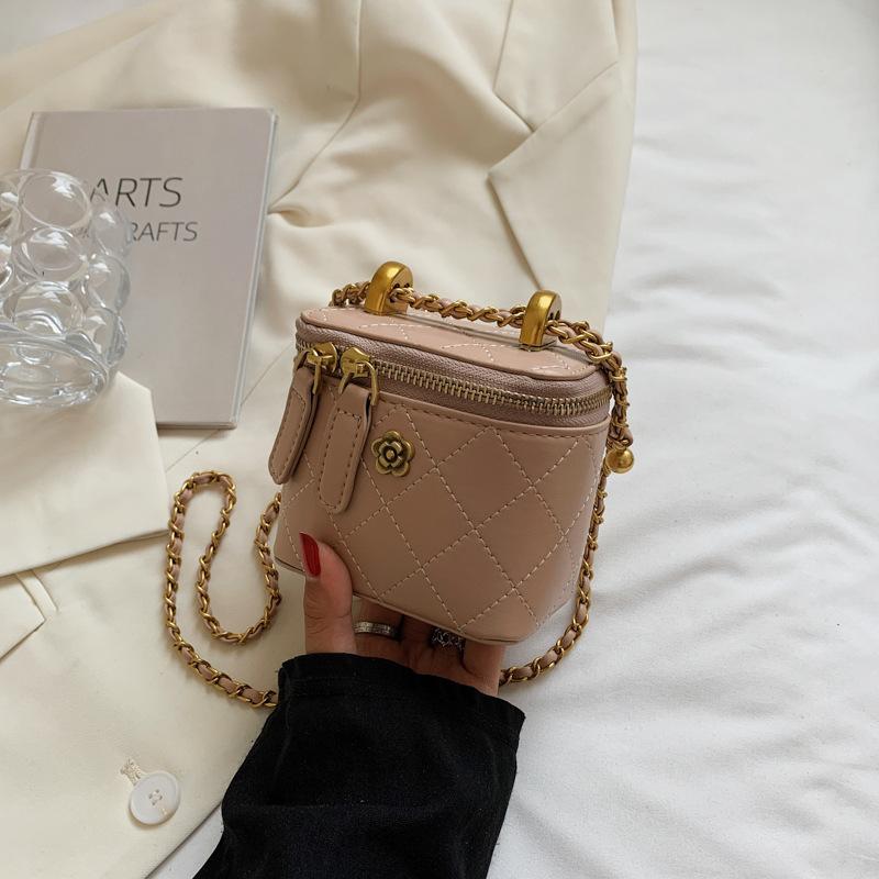 

Niche mini lipstick bag women s 2025 new fashion diamond chain small square bag high-end shoulder messenger bag хакі