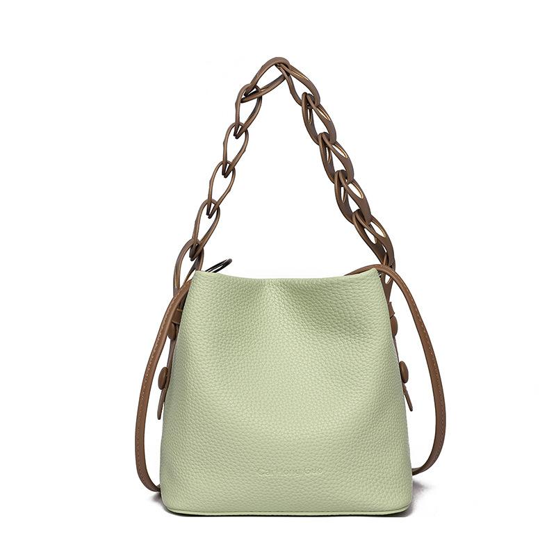 

Niche design handbag women s new popular fashion versatile bucket bag commuter simple messenger bag
