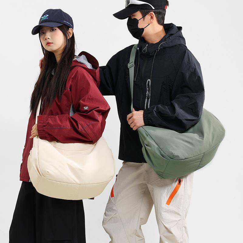 Large Capacity Nylon Bag Unisex Crossbody Bag Shoulder Bag