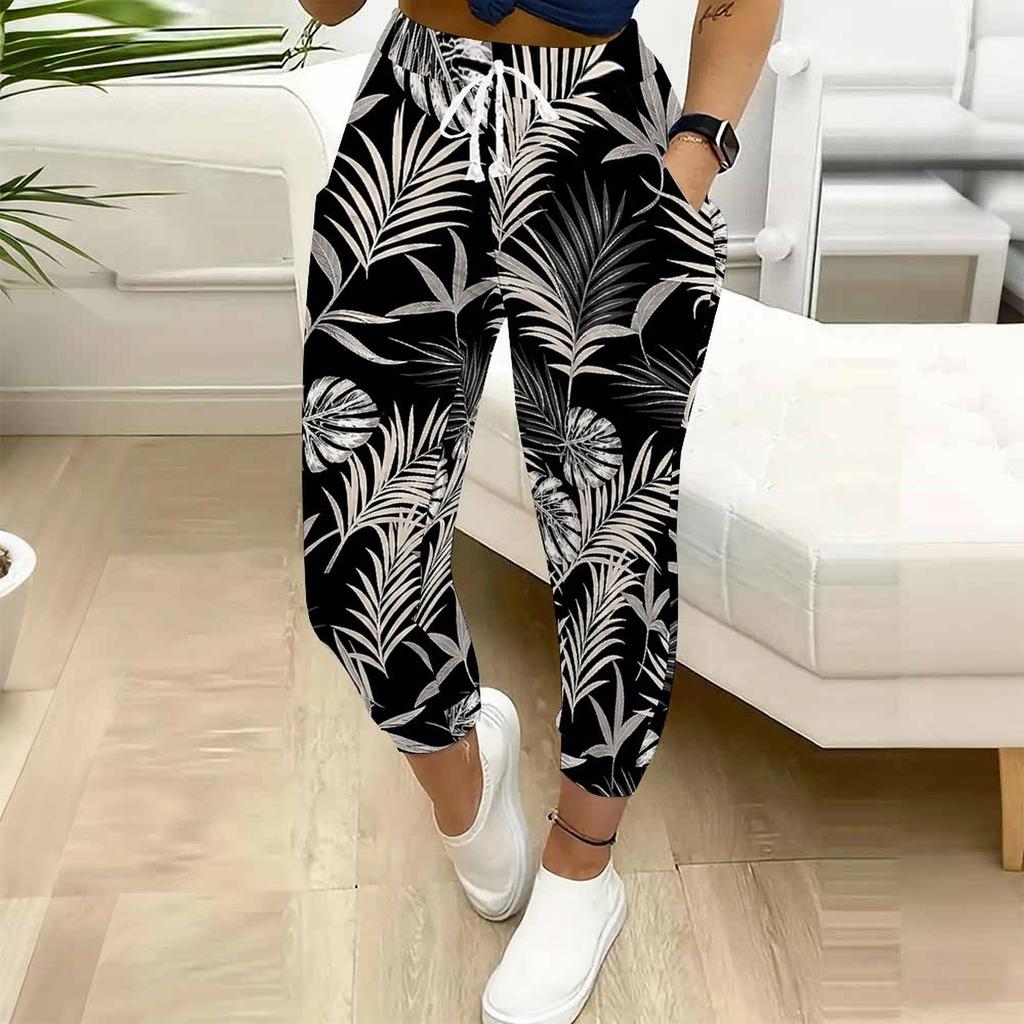 Women Plus Size Green Clover Printed Drawstring Waist Jogger Pants Side Pockets Cuffed Ankle