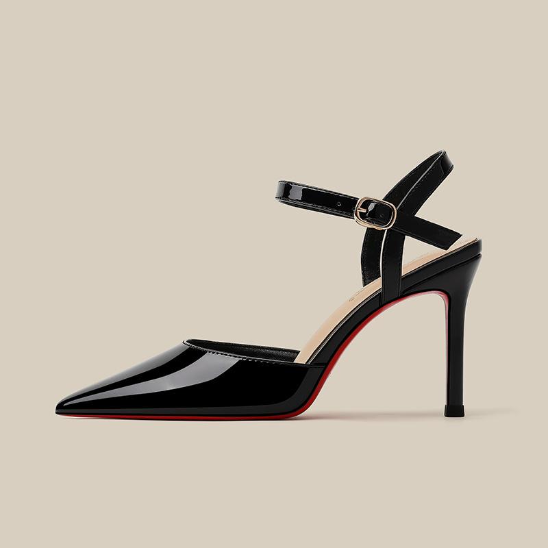 Svarte høyhælte sko med rød såle, dame, tynne hæler, spisse, 2025 høst og vinter nye, sexy uthulede temperament-enkelsko med én spenne