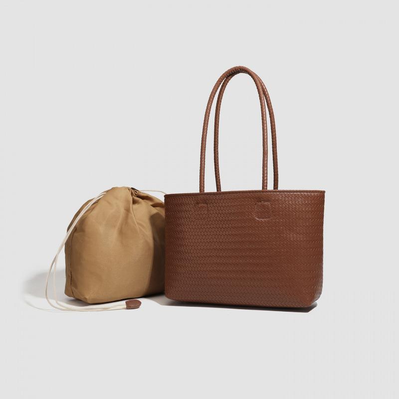 

Large capacity retro tote bag bucket woven bag commuter versatile new handbag casual shoulder bag bag коричневый