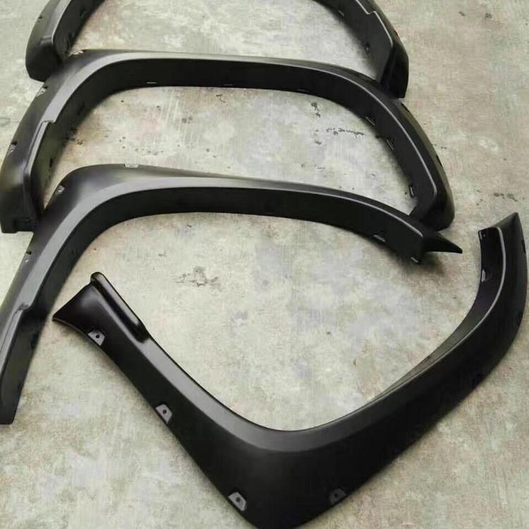 Rivet Wheel Arch Fender for 2014-2021 Toyota Tundra: Thickened and Widened Wheel Eyebrow Injection Molding